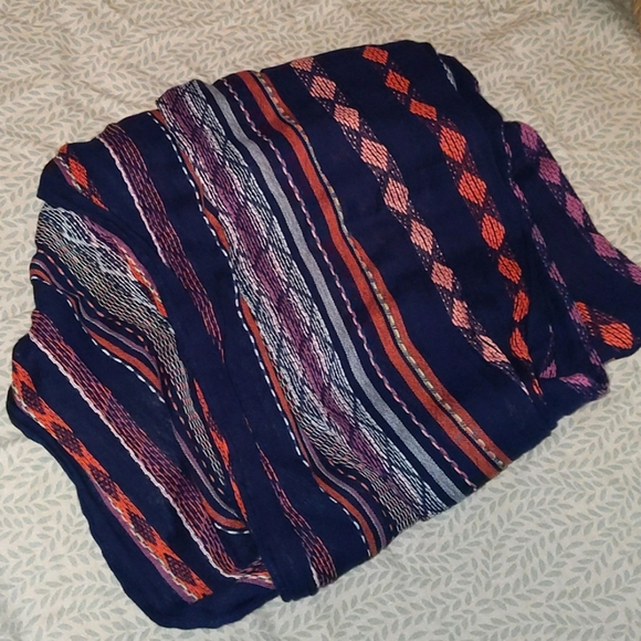 Patterned Scarf - Picture 2 of 4